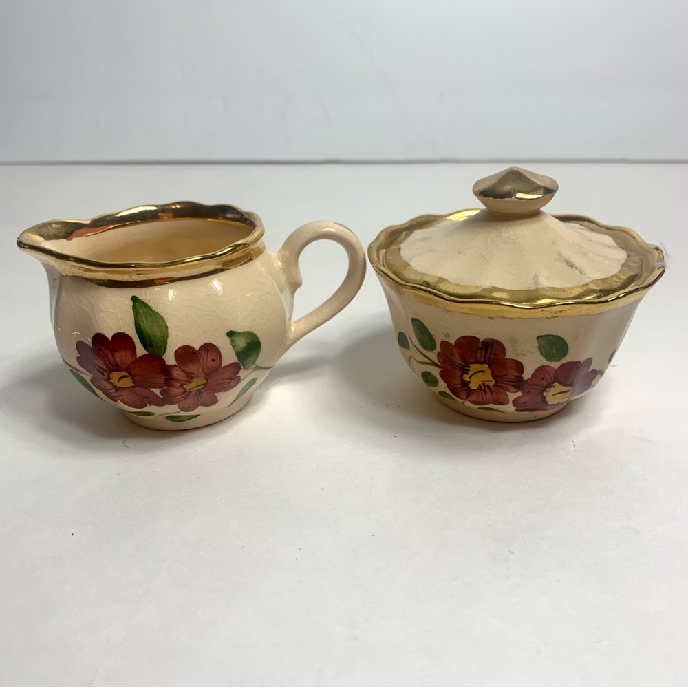 Vintage Wade miniature creamer and sugar dish set. Wade Made in England